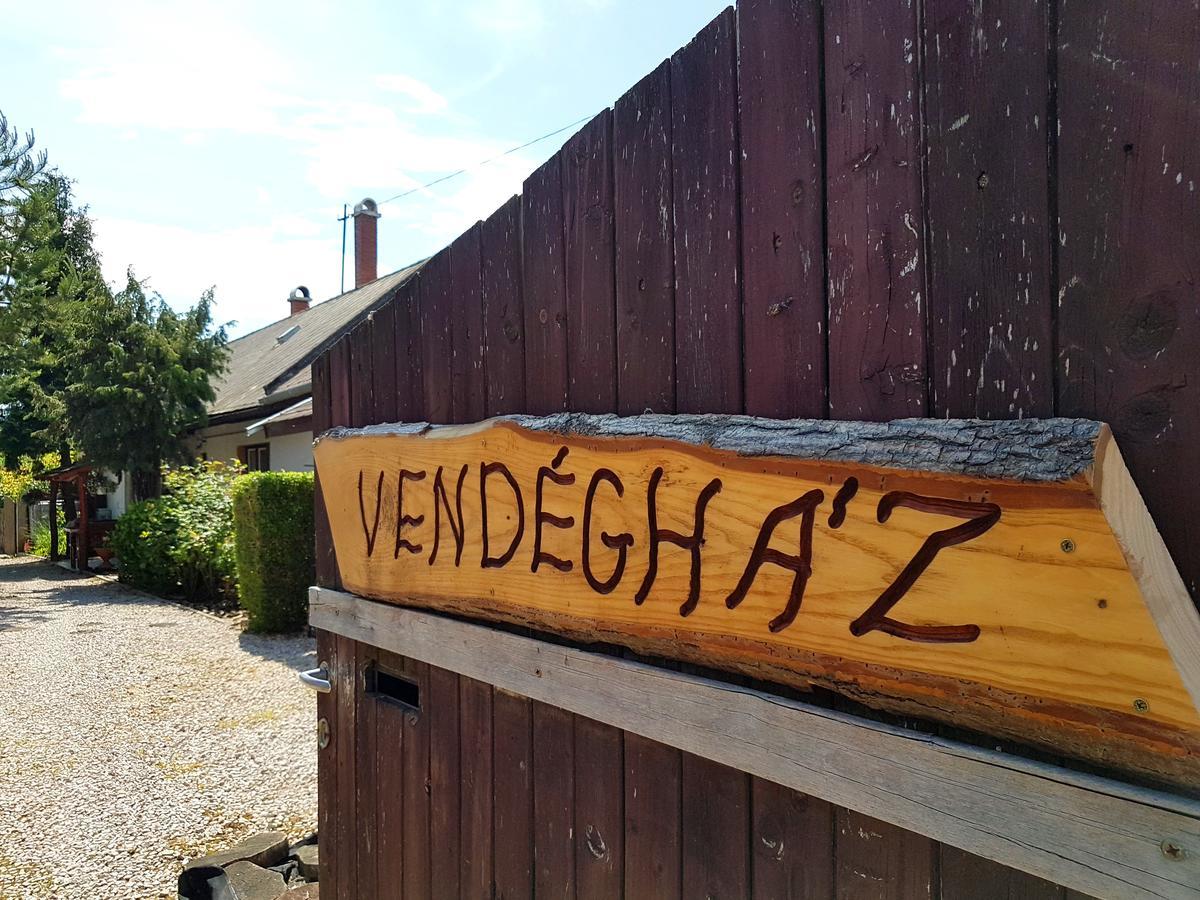 Hotel Kuti Vendeghaz Bakonykuti Exterior foto